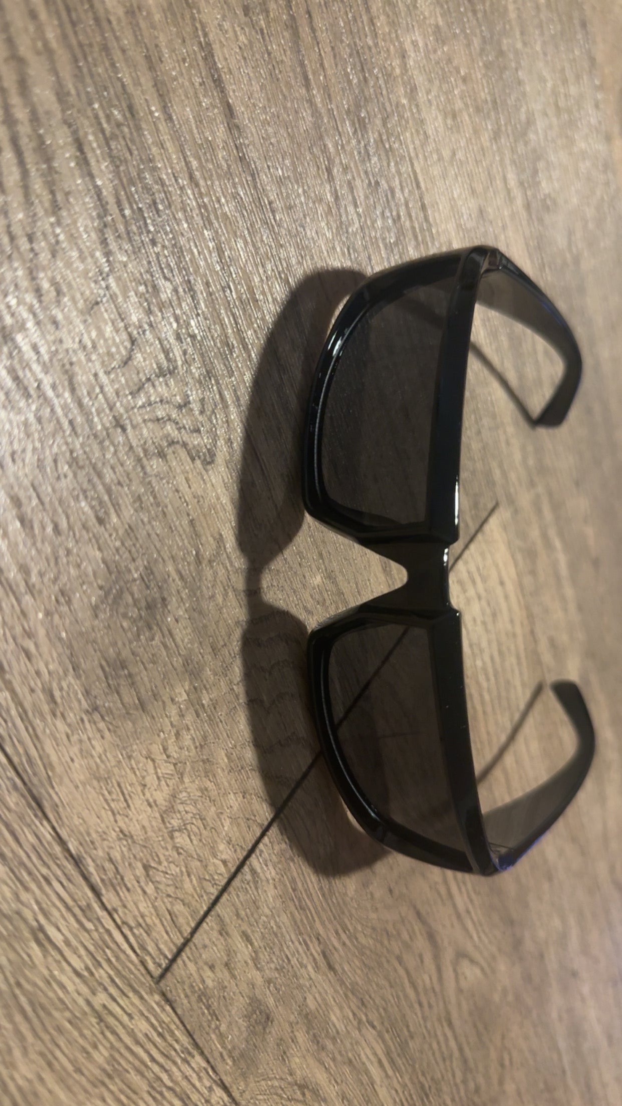 Lowkey Famous Sunnies ☀️🕶️😎